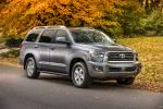 Toyota Sequoia SR5 2017 года